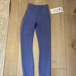 Lululemon size:0 Perry winkel